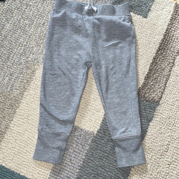 Joe Fresh Baby Joggers 18-24mo - Picture 1 of 3